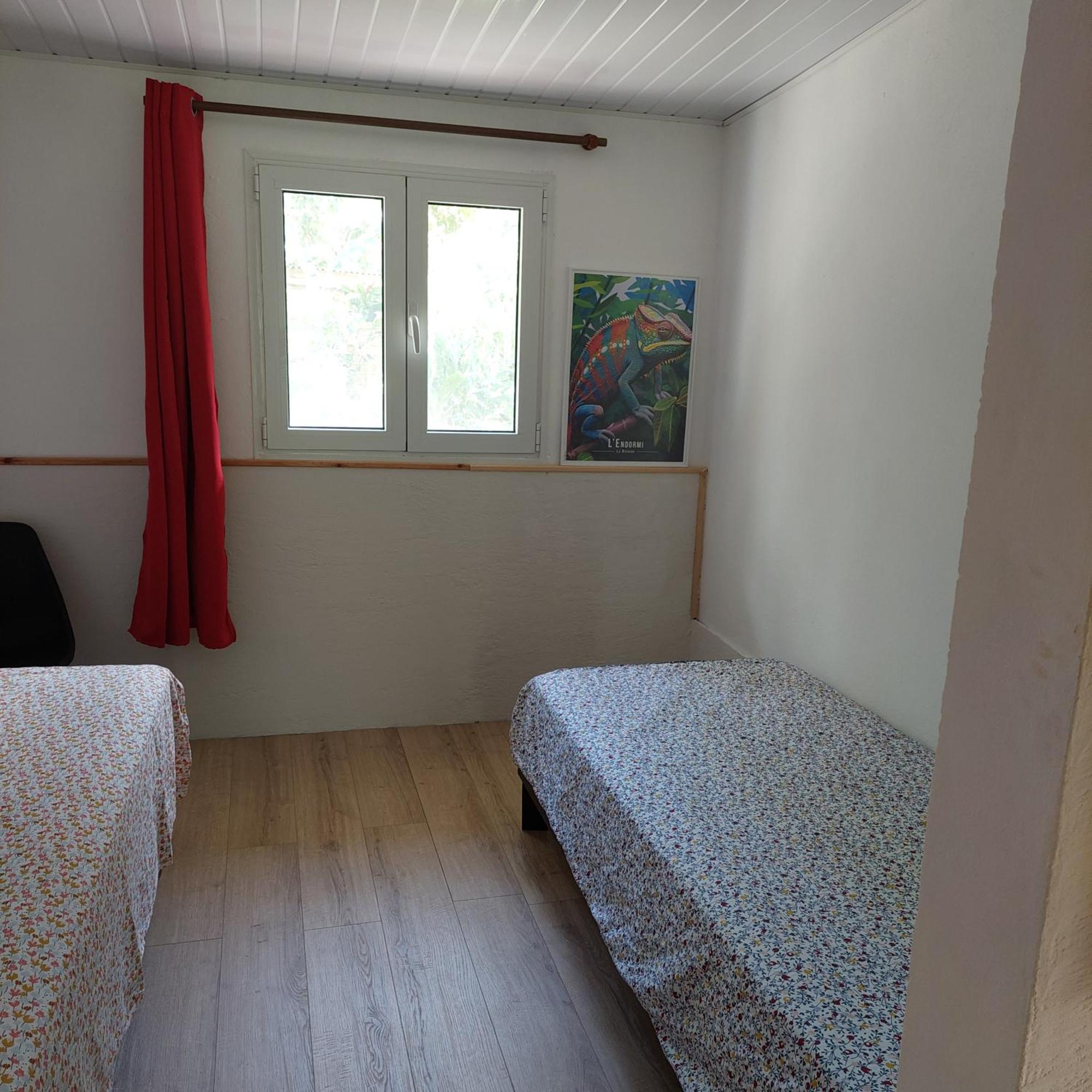 L Eden De L Est Villa Sainte-Rose Kamer foto